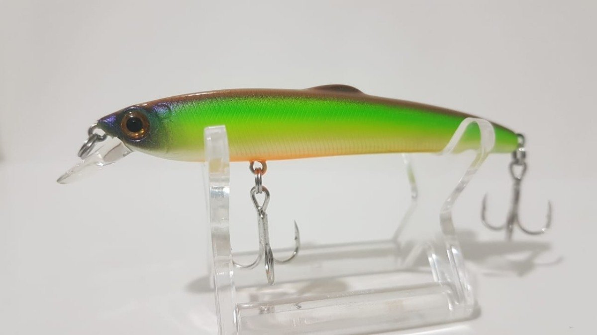 Top Water Floating Minnow - Smith - Saruna F - The Fishermans Hut